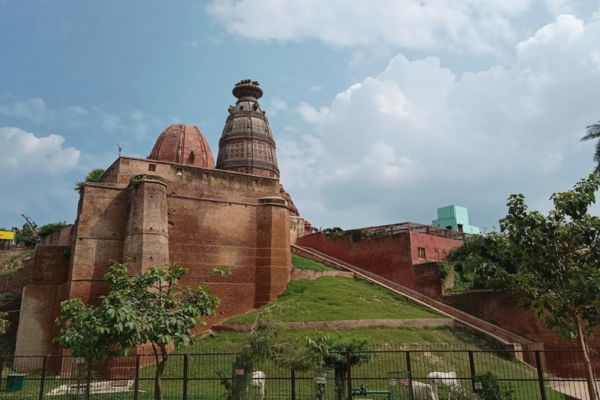 Shri Radha Madan Mohan Ji Temple